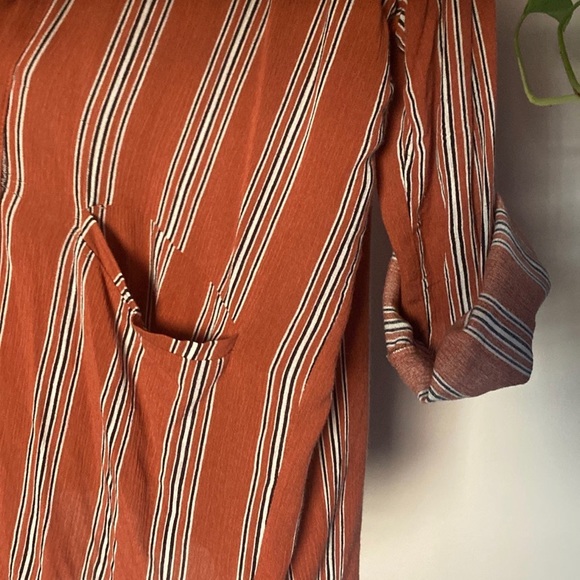 Orange striped shaw - Picture 3 of 4